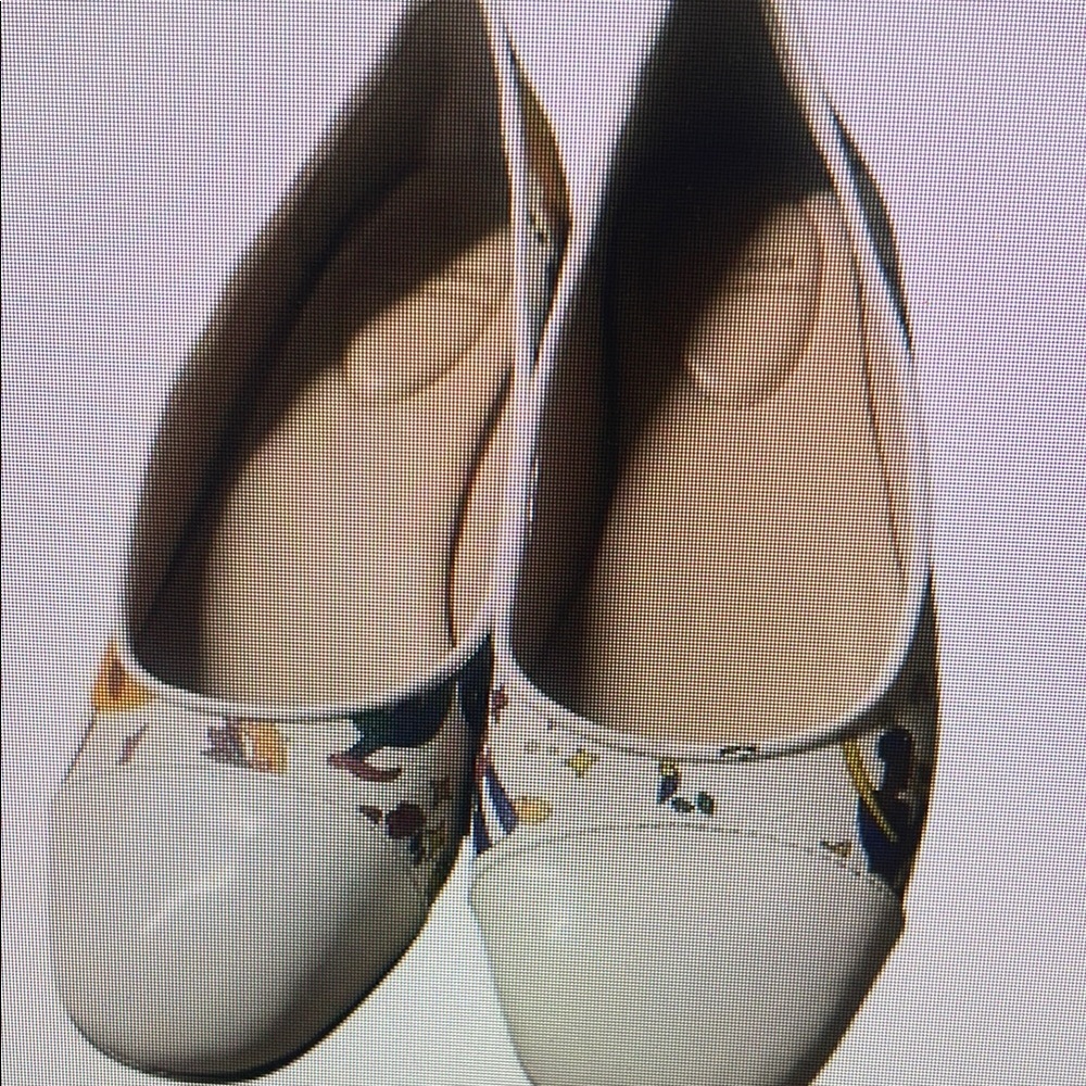 Women's White Patterned Ballet Flats